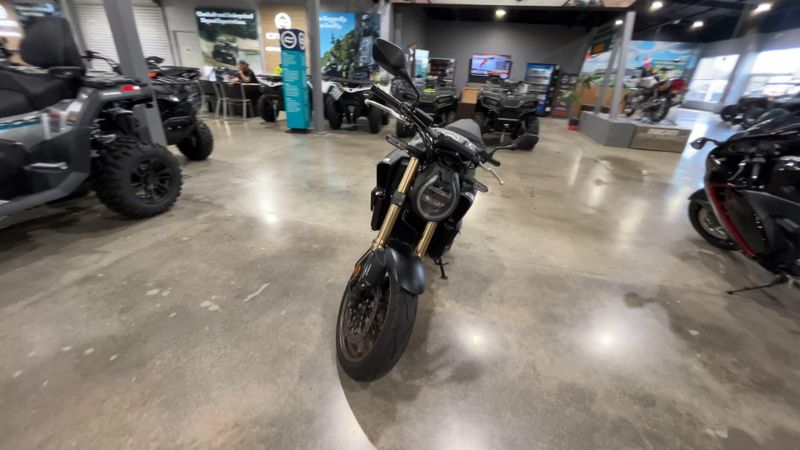 Used 2024 Honda CB650R Image 3