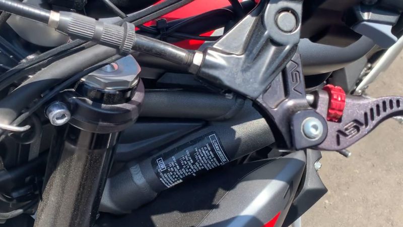 Used 2022 Triumph STREET TRIPLE R Image 2