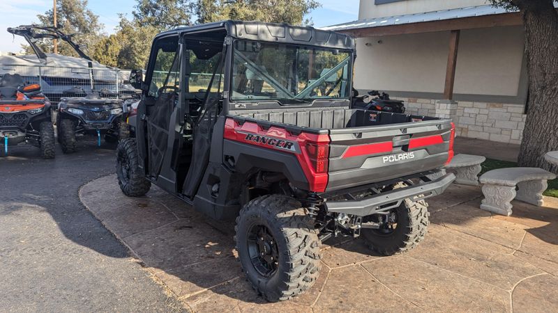 2025 Polaris RANGER CREW XP 1000 PREMIUM SUNSET REDImage 8