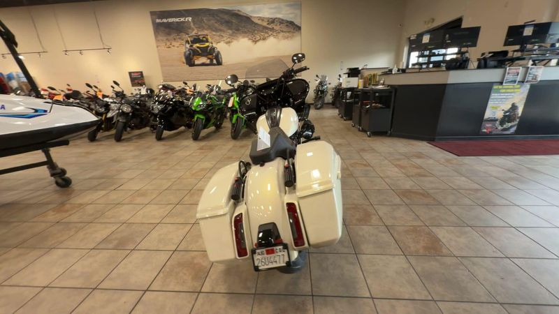Used 2024 Harley-Davidson ROAD GLIDE CVO ST Image 9
