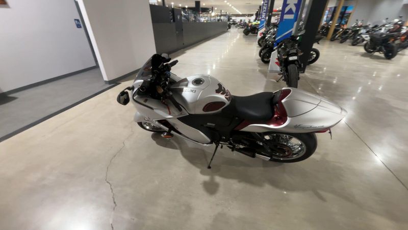 Used 2022 Suzuki HAYABUSA CA Image 4