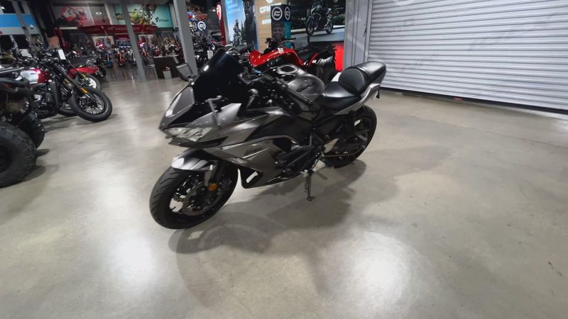 2021 Kawasaki NINJA 650 Image 4
