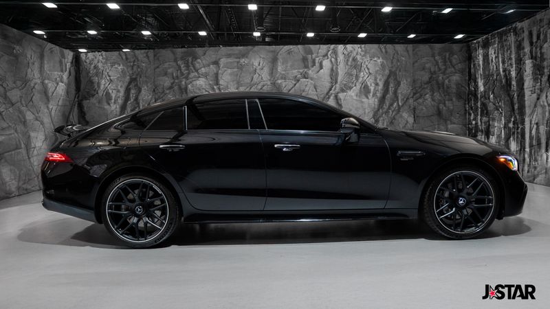 2024 Mercedes Benz AMG GT photo 7