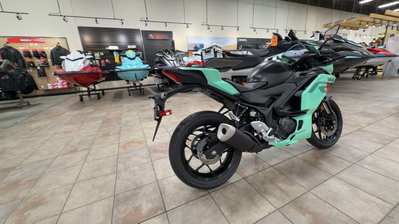 New 2026 Yamaha YZF-R3 ABS CA Image 9