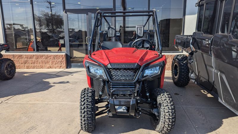 2025 Honda PIONEER 520 HERO REDImage 4