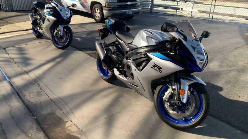 New 2026 Suzuki GSX-R600 Image 2