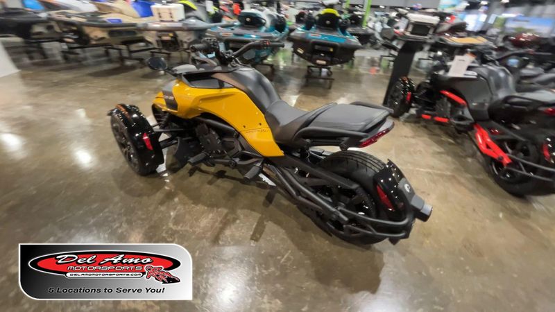New 2026 Can-Am SPYDER F3-S (SE6) 