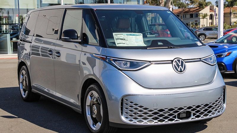 2025 Volkswagen ID. Buzz Image 5