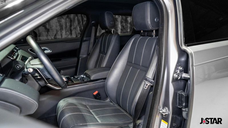 2023 Land Rover Range Rover Velar R-Dynamic S photo 2