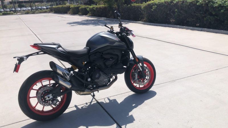 New 2026 Ducati MONSTER 937+ Image 8