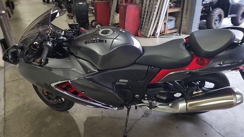 Used 2024 Suzuki Hayabusa Image 9