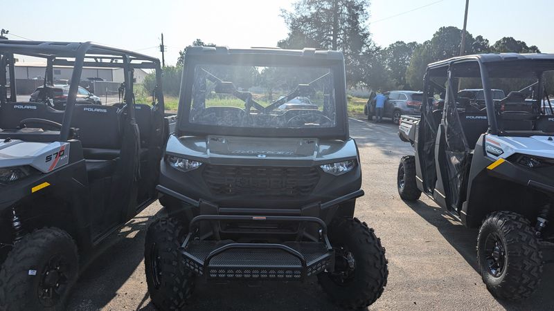 2025 Polaris RANGER 1000 EPS SAGE GREENImage 3