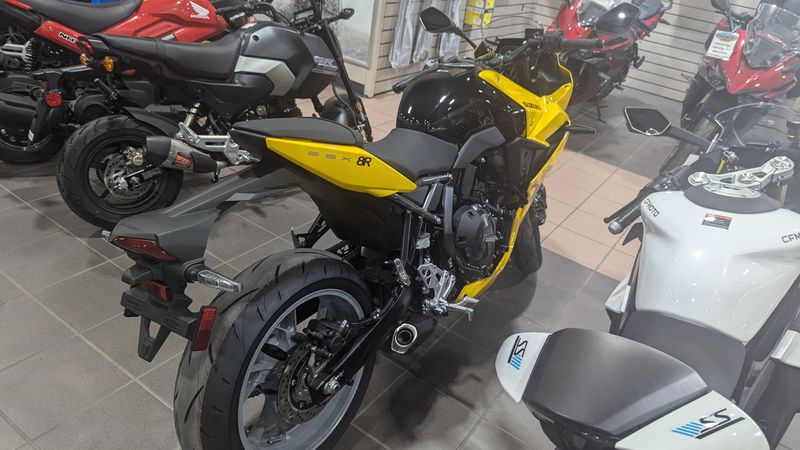 2024 Suzuki GSXS 8RImage 8