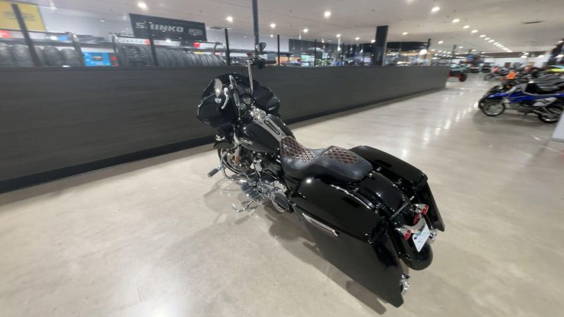 Used 2021 Harley-Davidson ROAD GLIDE Image 9