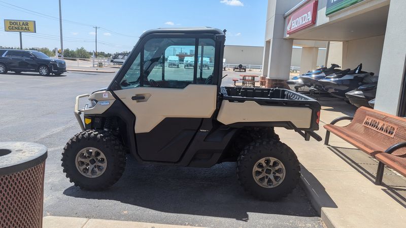 2023 Can-Am DEFENDER LIMITED 65 HD10 DESERT TANImage 4