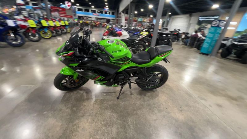 Used 2023 Kawasaki NINJA 650 Image 5