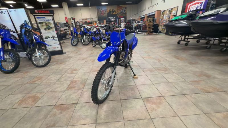 New 2026 Yamaha TT-R125LE Image 4