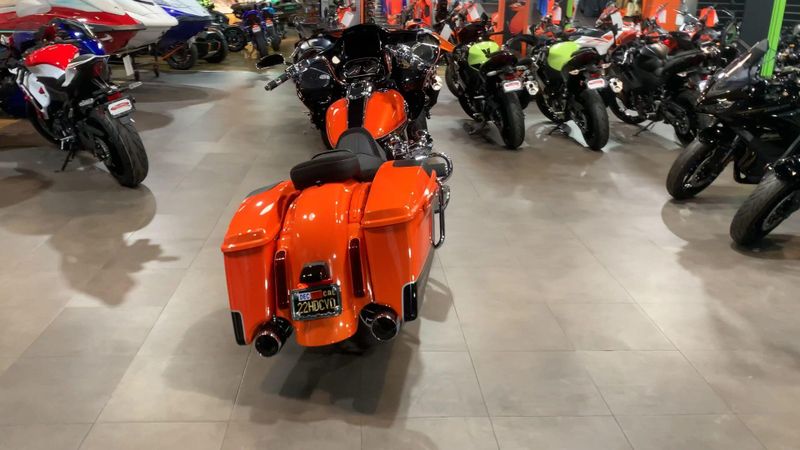 Used 2022 Harley-Davidson Road Glide CVO Road Glide Image 8