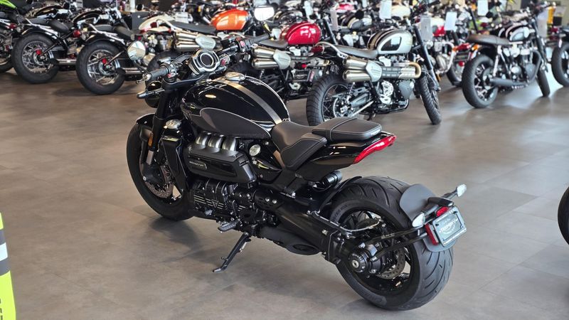 New 2025 Triumph ROCKET 3 STORM R 