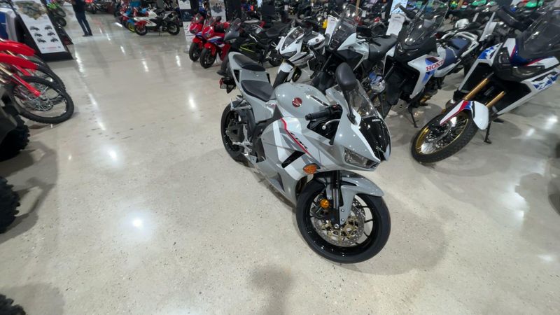 New 2026 Honda CBR600RR Image 5