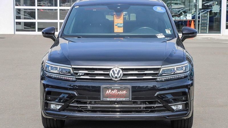 2019 Volkswagen Tiguan 2.0T SEL Premium R-LineImage 8