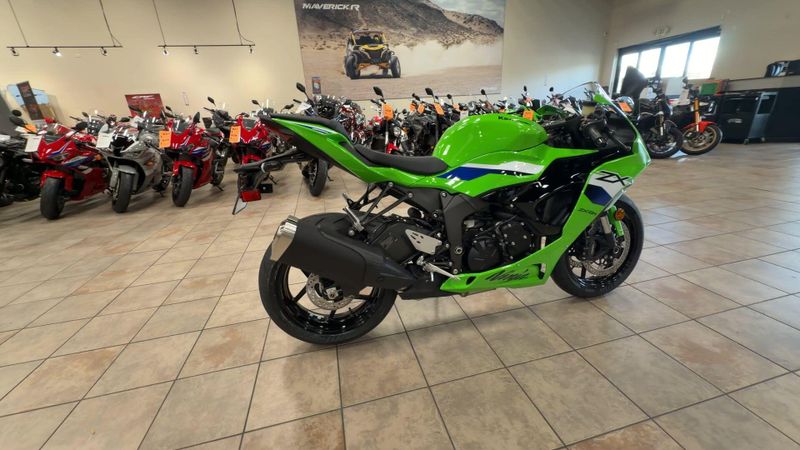 New 2026 Kawasaki NINJA ZX-6R ABS Image 9