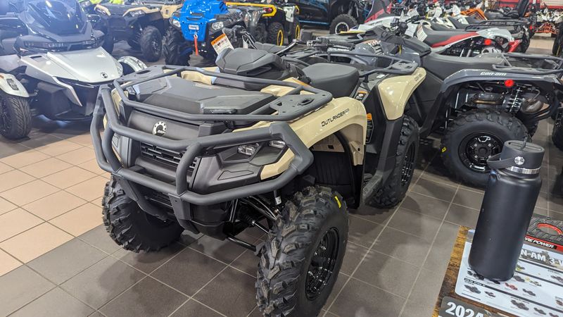 2024 Can-Am OUTLANDER PRO HUNTING EDITION HD7Image 2