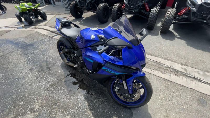 Used 2024 Yamaha YZF-R1 Image 5