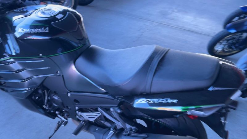Used 2019 Kawasaki Ninja ZX-14R ABS Image 2