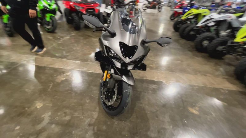 New 2026 Kawasaki NINJA ZX-10R ABS Image 3