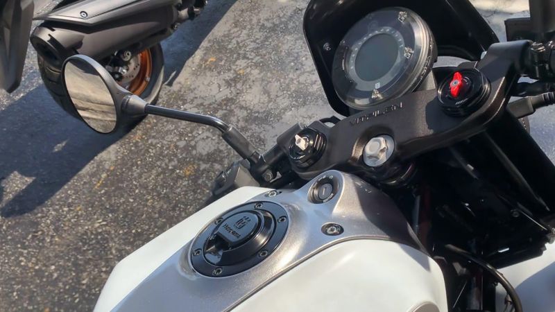 Used 2023 Husqvarna Svartpilen 401 Image 3