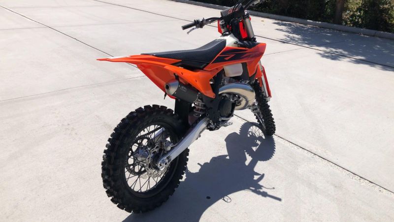 New 2027 KTM 250 XC Image 3