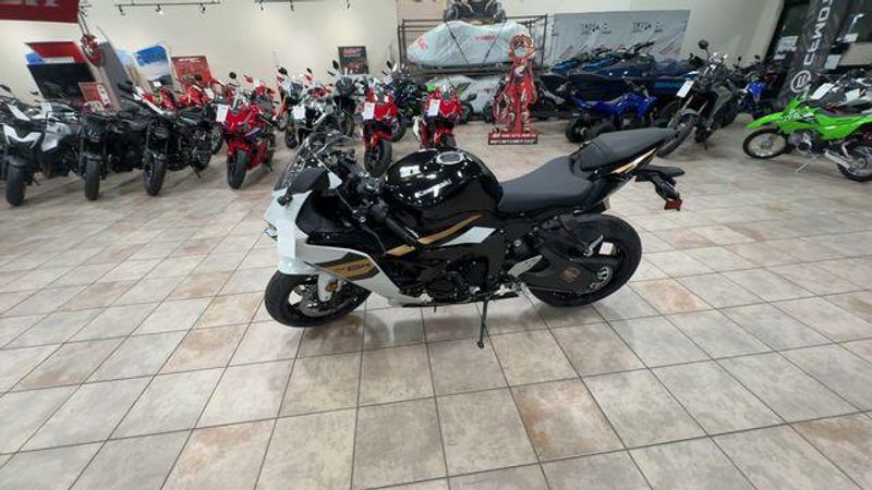 New 2026 Kawasaki NINJA ZX-6R ABS Image 9