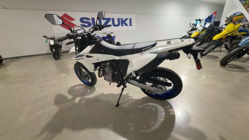 New 2025 Suzuki DR-Z4SM Image 9