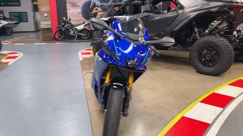 Used 2026 Yamaha YZF-R7 CA Image 7