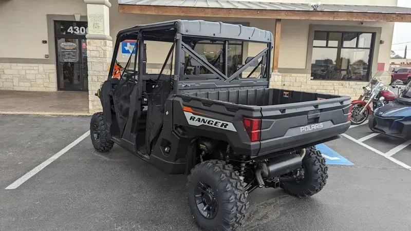 2025 Polaris RANGER CREW 1000 PREMIUM WHITE LIGHTNINGImage 3