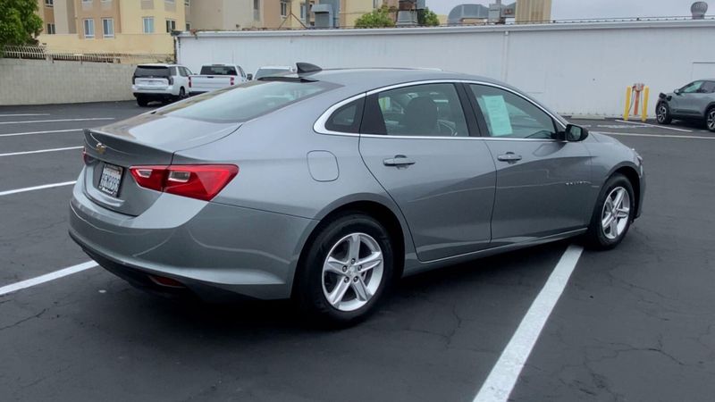 Used 2023 Chevrolet Malibu LSImage 9