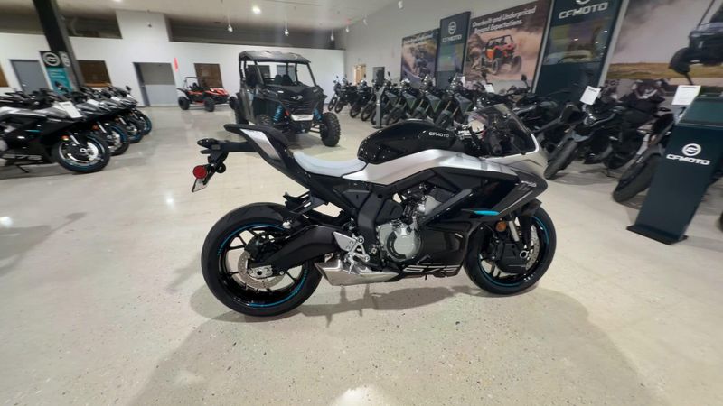 New 2026 CFMOTO 675SS Image 8