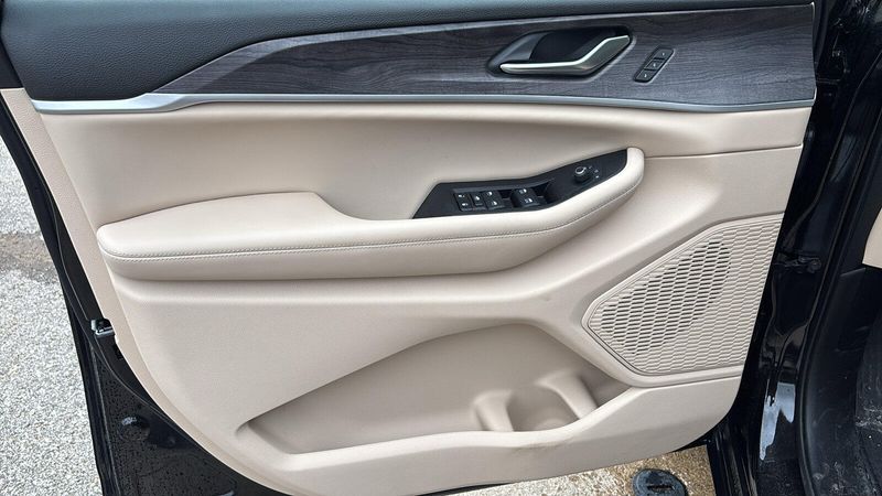 2023 Jeep Grand Cherokee L LimitedImage 6