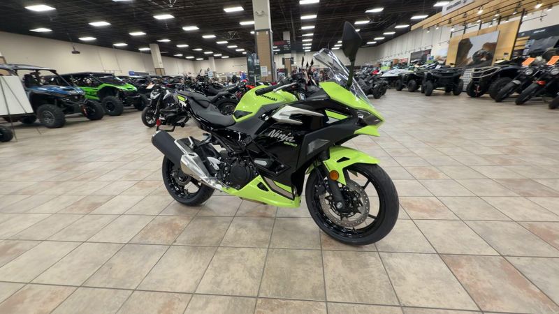 New 2026 Kawasaki NINJA 500 ABS Image 2