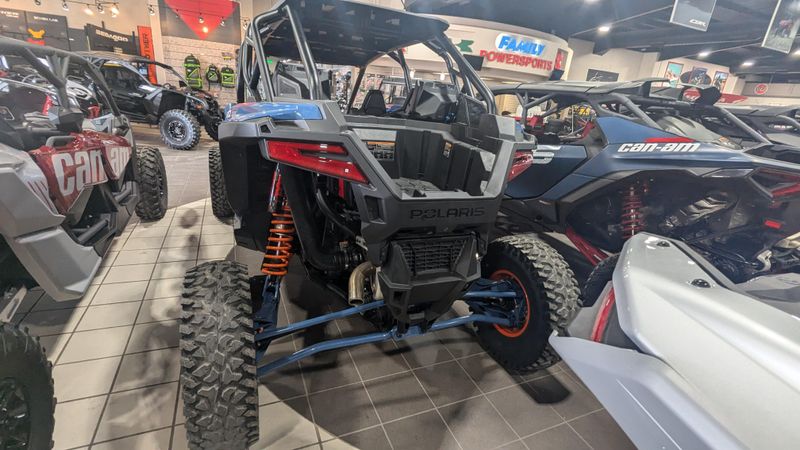 2025 Polaris RZR PRO S 4 ULTIMATE ORANGE RUST AND ZENITH BLUEImage 10