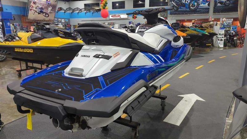 2023 Yamaha FX1800H-Y  in a AZURE BLUE/ WHITE exterior color. Del Amo Motorsports of Redondo Beach (424) 304-1660 delamomotorsports.com 
