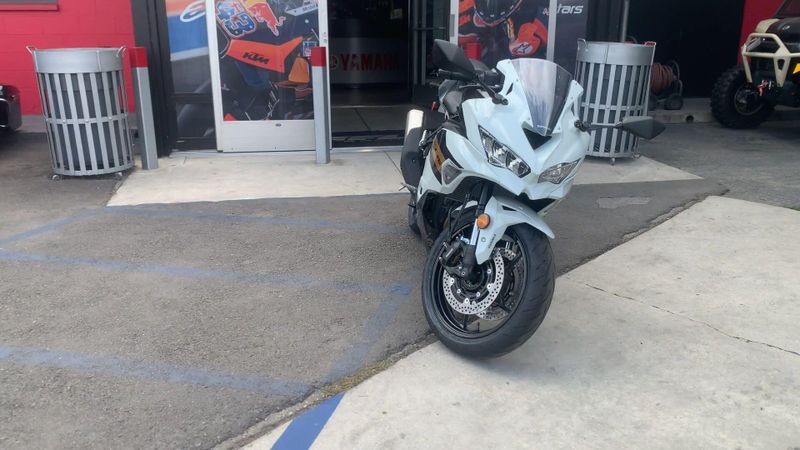 New 2026 Kawasaki NINJA ZX-4RR ABS Image 3