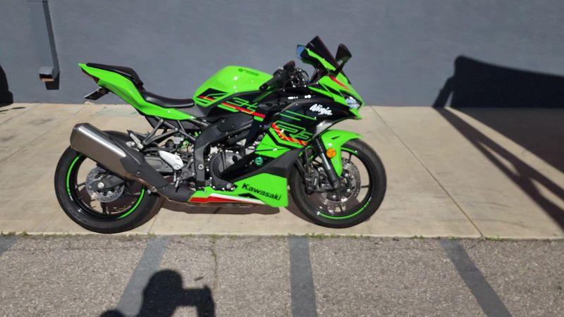 Used 2023 Kawasaki Ninja ZX-4RR KRT EDITION Image 4