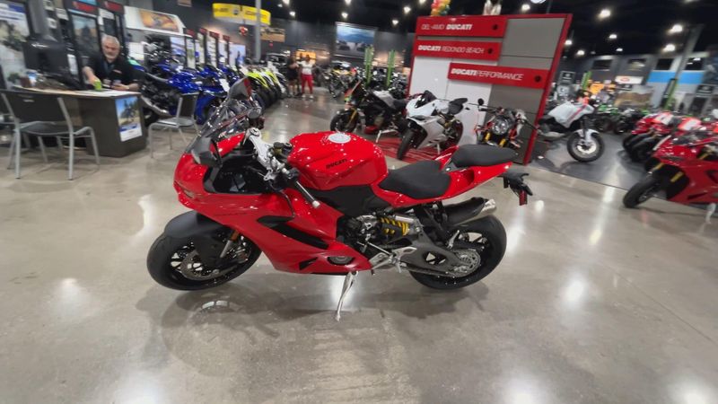 New 2026 Ducati PANIGALE V2 S 896 Image 5