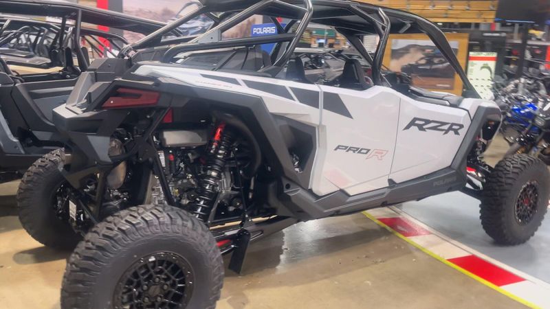 New 2026 Polaris RZR PRO R 4 ULTIMATE Image 4