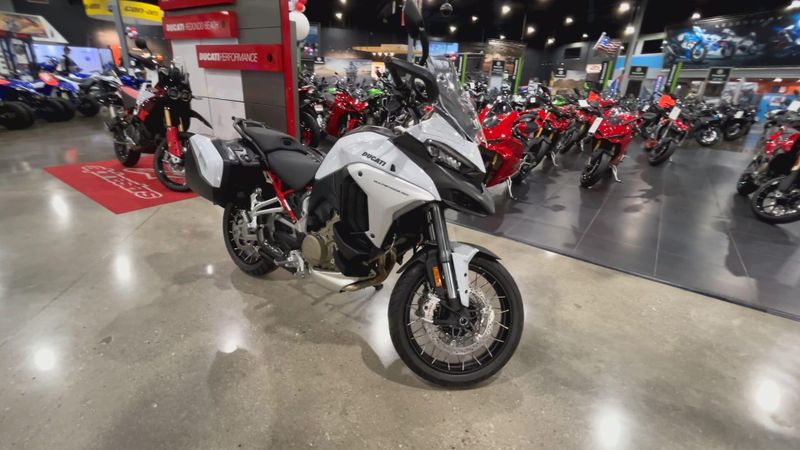 New 2024 Ducati MULTISTRADA V4 S TRAVEL & RADAR SPOKED WHEELS - DEMO Image 2