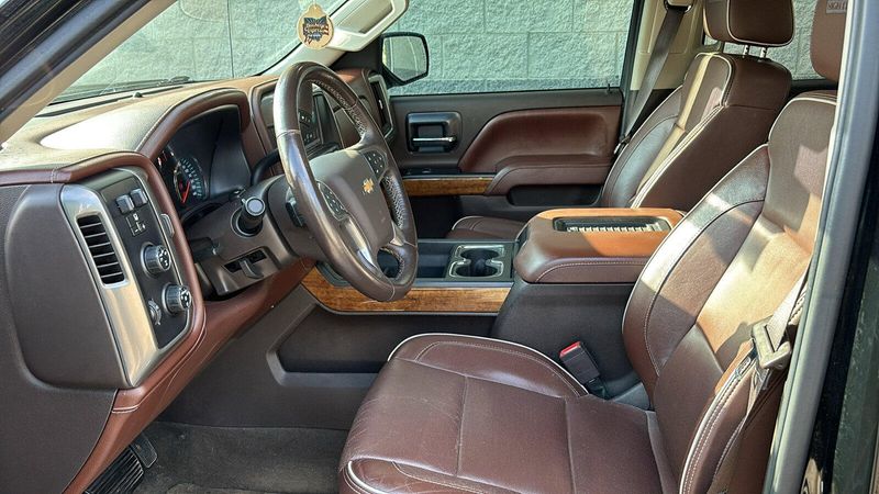 2016 Chevrolet Silverado 1500 High CountryImage 7