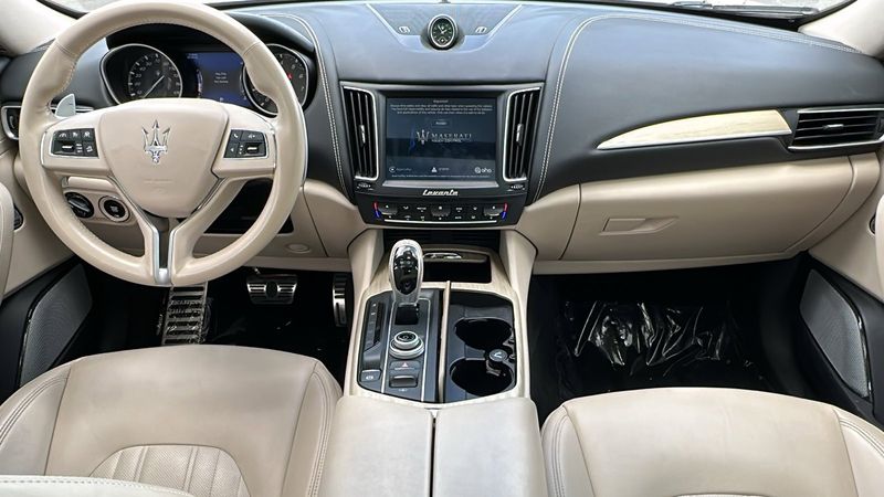 2018 Maserati Levante S GranLussoImage 13