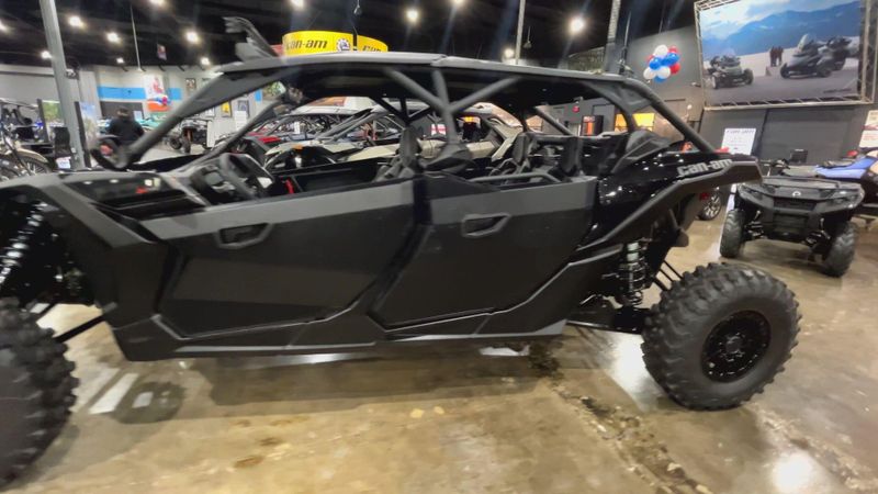 New 2025 Can-Am MAVERICK X3 MAX X RS TURBO RR Image 9